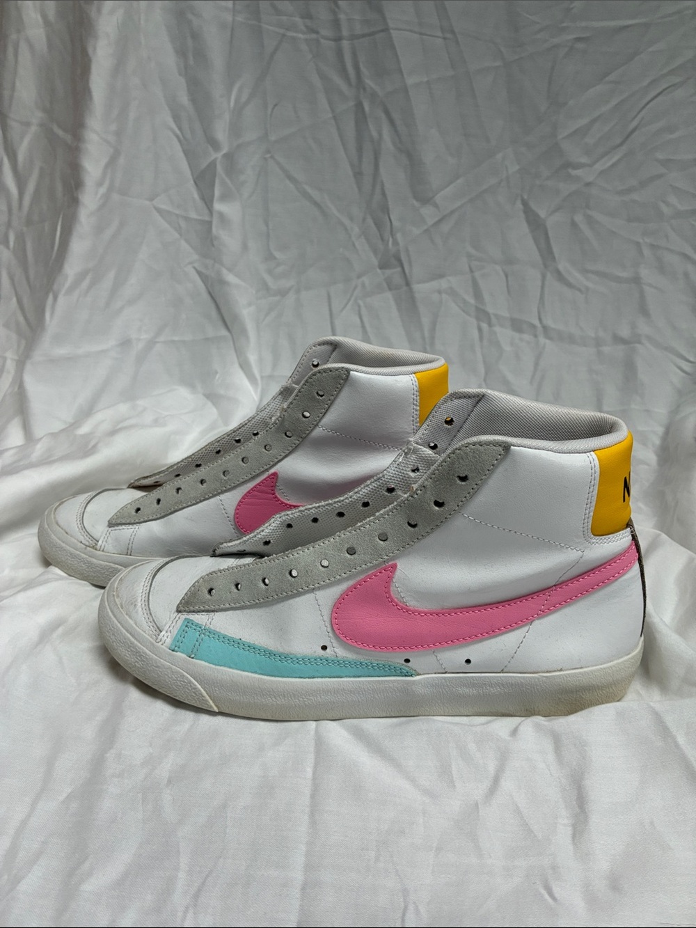 Nike Wmns Blazer Mid '77 Vintage 'Pastel' - Picture 2 of 5